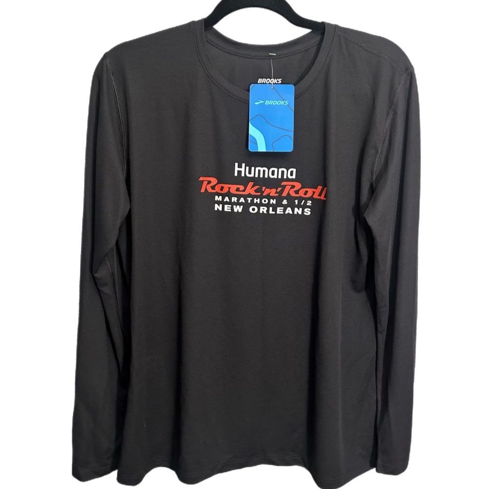 NWT Brooks Women’s Large Black Long Sleeve Workout Tee